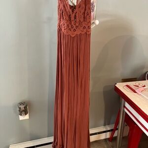 Elegant Lace Maxi Dress in Rust